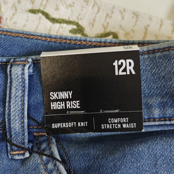 Express Skinny High Rise NWT 12R - Picture 3 of 5